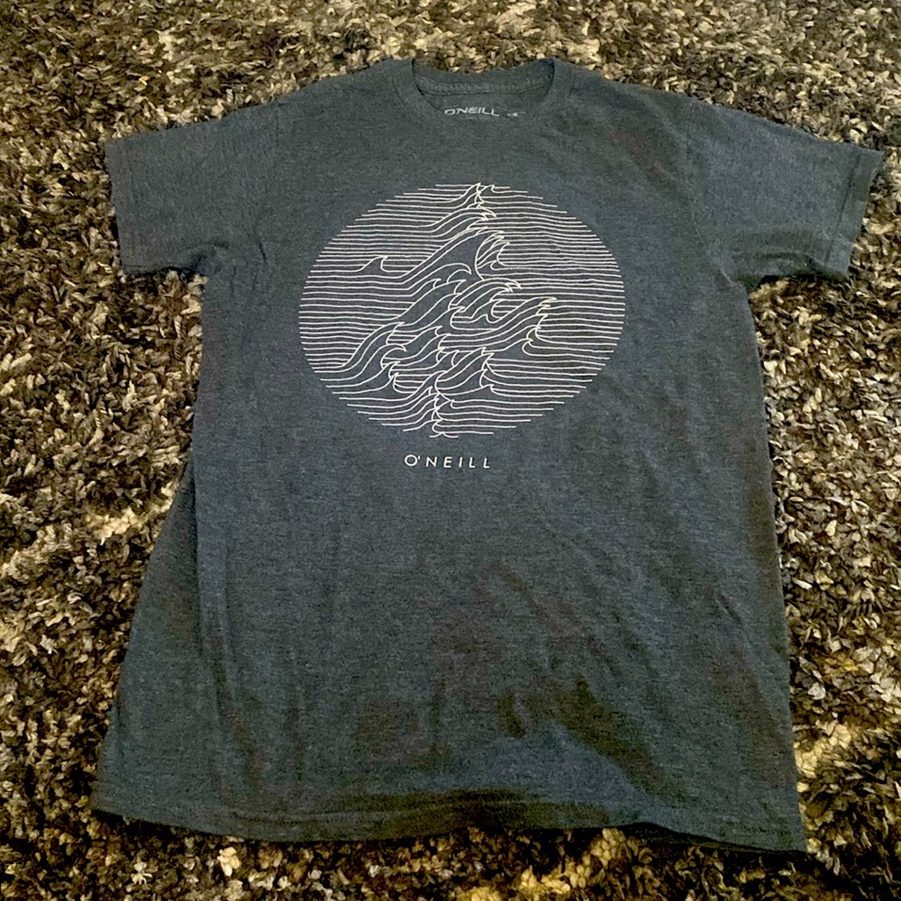 Small O’Neill t-shirt